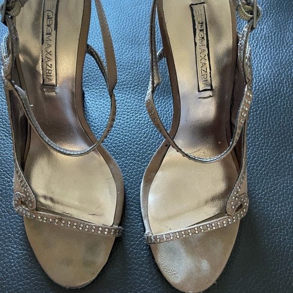 BCBG MAXAZRIA TAN HEELS WITH RHINESTONES - Picture 1 of 4